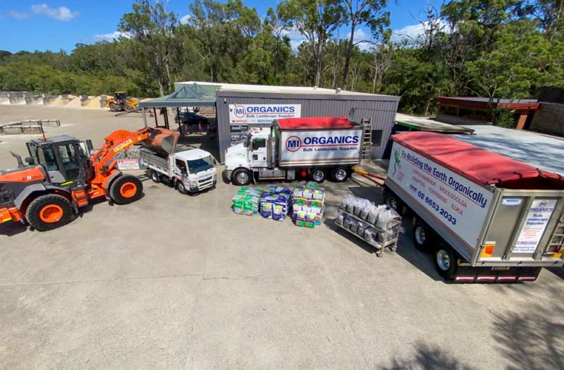 MIO trucks and equipment MIO trucks and equipment with landscape materials - coffs harbour landscape supplies